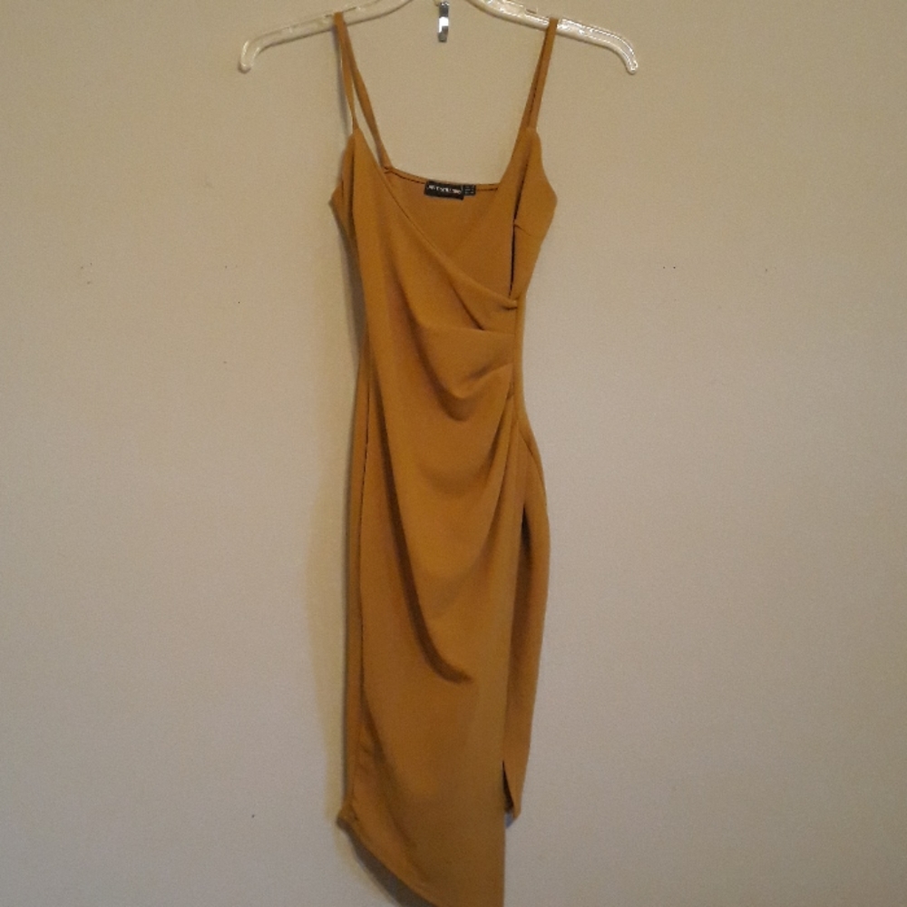 Stunning Mustard/Tan Dress